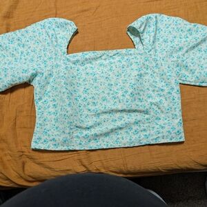 Floral Blue Puff Sleeve Top